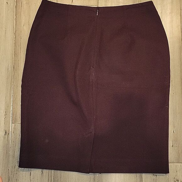 Banana Republic Classic Pencil Skirt,size 0 - Picture 4 of 5